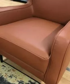 Konjakinvärinen Nahkanojatuoli Kentakey -Huonekalu kauppa konjakinvarinen nahkanojatuoli lk2