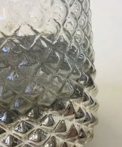 Kuvioitu Kapea Lasimalja CR76037 7 Kuvioitu Kapea Lasimalja CR76037 -Huonekalu kauppa kuvioitu kapea lasimalja cr76037 ananaskuvioitu malja lasia hopeaa n ytt v kulho koriste esine sisustusesine3 scaled