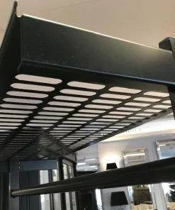 Narikka-Vaaterekki - Vaatenaulakko Pyörillä -Huonekalu kauppa pyorilla liikuteltava naulakko hattutelineell