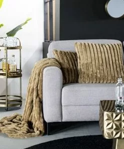 Torkkupeitto Wuzzy 210096 Gold 10 Torkkupeitto Wuzzy 210096 Gold -Huonekalu kauppa torkkupeitto okra wuzzy sisustus